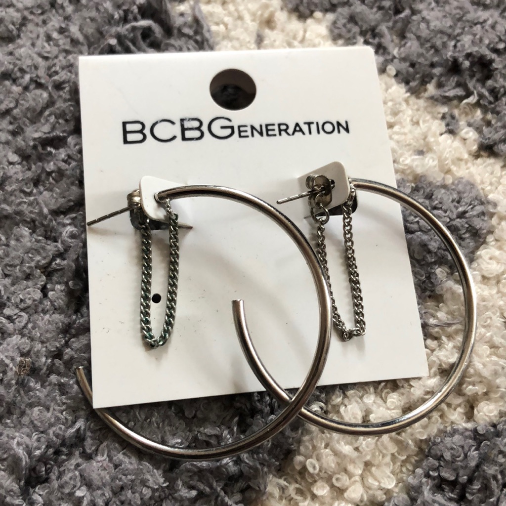 Nwt Bcbgeneration Silver Loop Earring